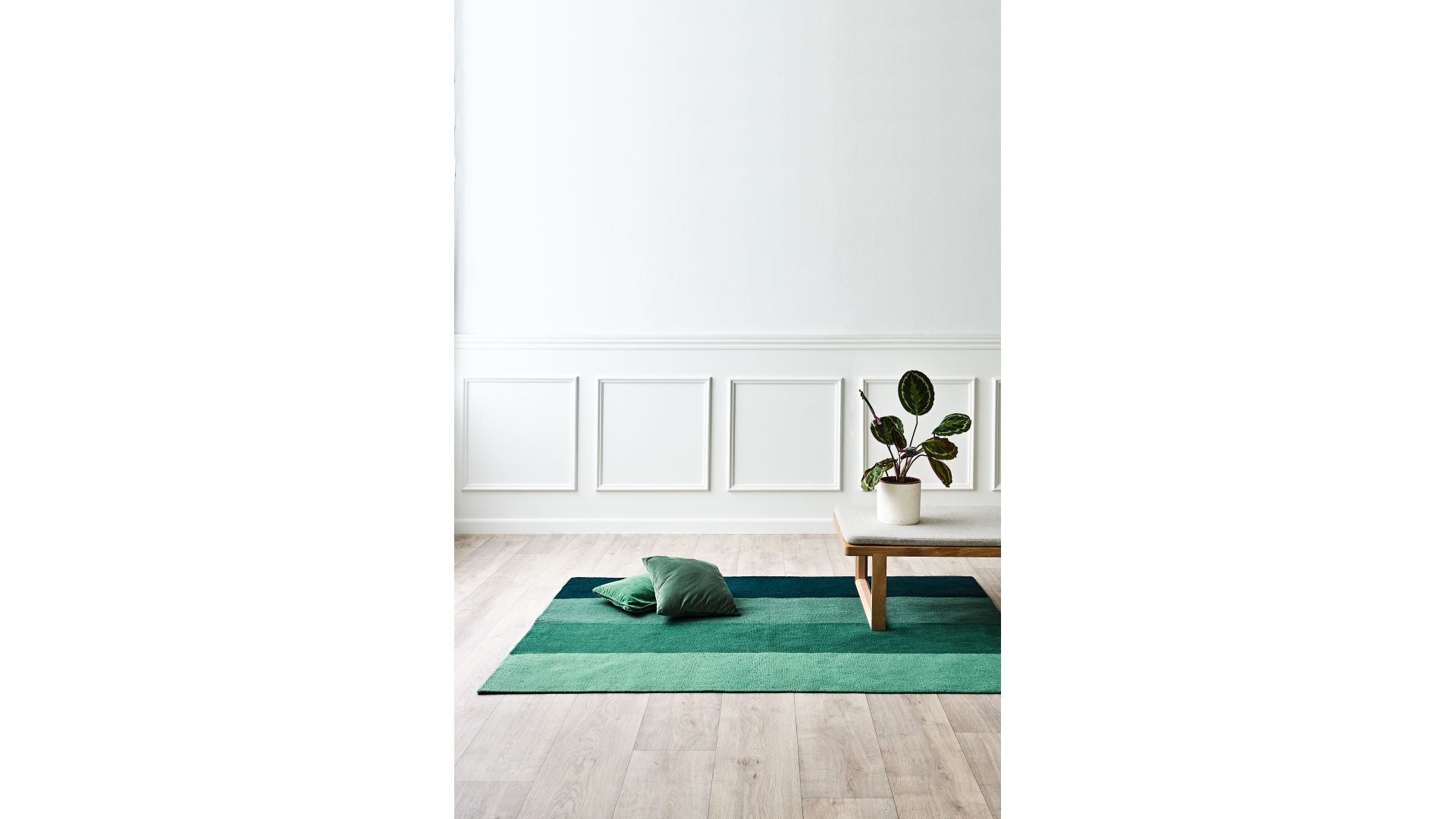 Dywan na balkon/taras, z recyklingu, w kolorze zielonym/Carpets&More. Produkt zgłoszony do konkursu Dobry Design 2020.