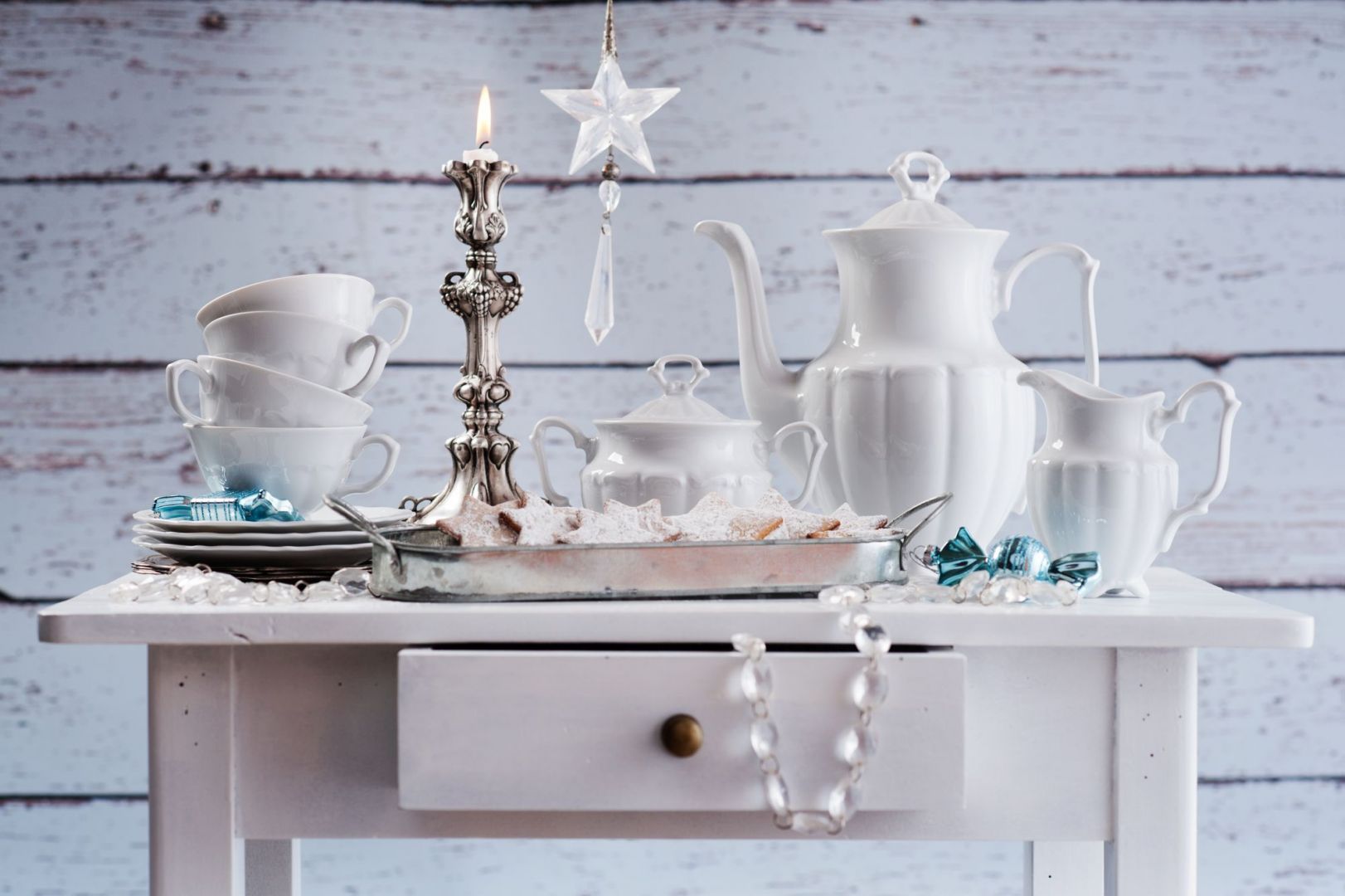 Zastawa na świąteczny stół marki Chodzież, kolekcja Maria Teresa. Fot. Polska Grupa Porcelanowa
