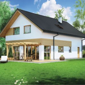 Ugier to projekt niewielkiego energooszczędnego domu o prostej architekturze. Ciekawym elementem wykończenia są drewniane pergole podkreślające główne wejście. Fot. +Forma Domy Energooszczędne