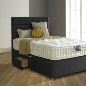 Najwygodniejsze łóżka dla osób dorosłych mają około 60 cm wysokości, licząc podstawę wraz z materacem. Fot. Cotton&Co.