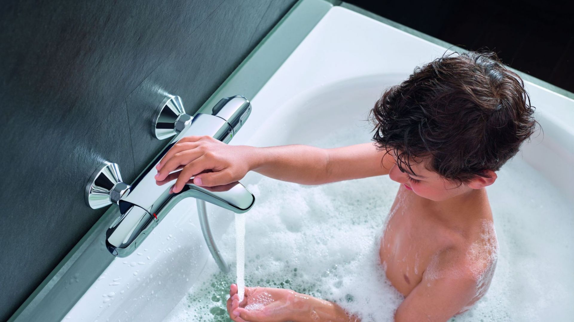 Dzięki specjalistycznym technologiom Grohe, luksus odkrywa nowe oblicze. Odtąd każda łazienka może stać się miejscem bezpiecznym, funkcjonalnym i komfortowym, gdzie bez obaw oddamy się czystej przyjemności. Fot. Grohe