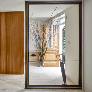 Szkło i drewno - bardzo udany duet. Fot. Amin Taha Architects 