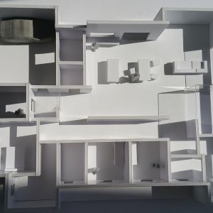 Koncepcja powstawała oparciu o koncepcję pracy w MODELu, tzn poprzez wielokrotne modelowanie całości domu w 3d oraz makiecie syntetycznej. Fot. Studio BB