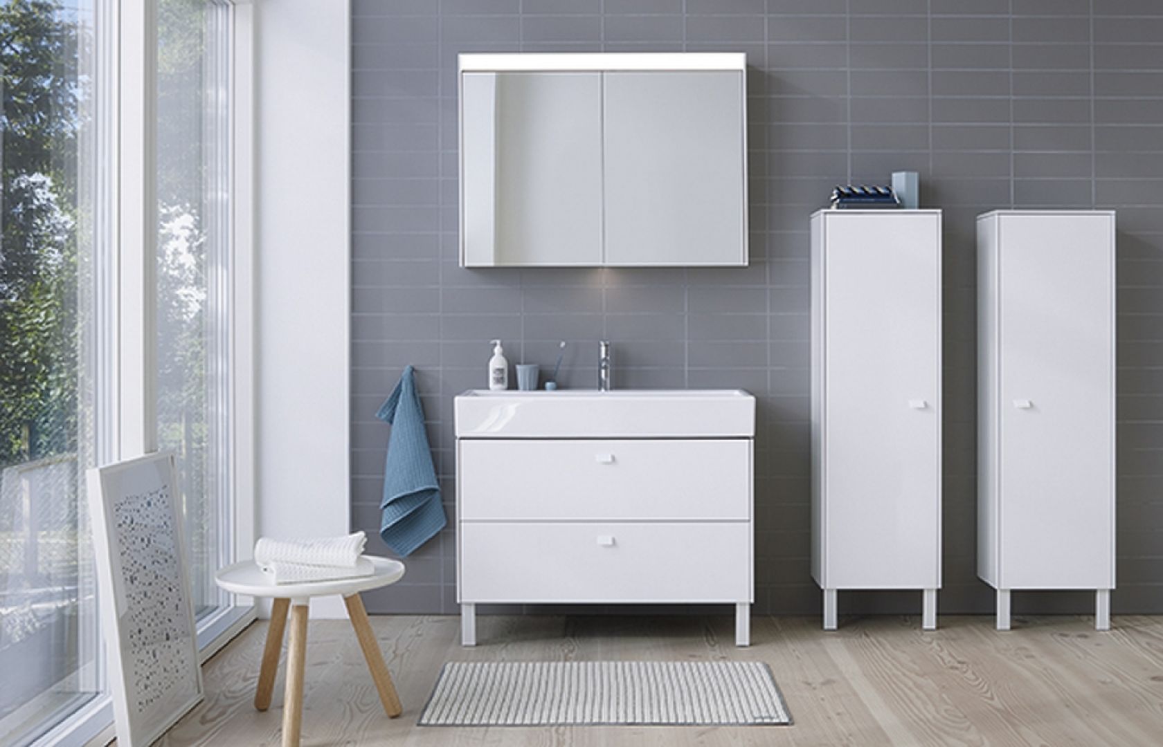 Utrzymanie porządku w małym pomieszczeniu łazienkowym zapewni zastosowanie mebli z kolekcji Brioso. Fot. Duravit