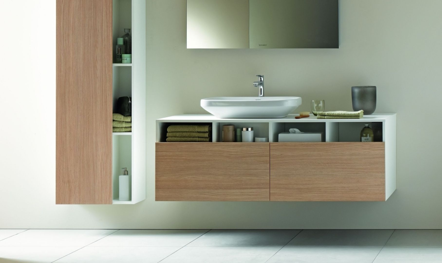 DuraStyle zaprojektowana przez Matteo Thun & Partners seria łazienkowa wywiera w świadomy sposób wrażenie prostoty. Fot. Duravit