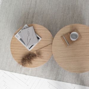 Кая Алашкевич и Доменико Руссо, основатели польско-итальянской дизайн-студии Nudo design, специализируются на создании минималистской мебели и аксессуаров.  Фото  Нудо Дизайн