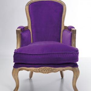 Fotel "Villa" z oferty Kare Design to model dla ludzi odważnych i lubiących zdecydowane kolory. Fot. 9design