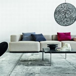 "Alphabet sofa" to klasyka światowego designu w wykonaniu włoskiego projektanta Piero Lissoni. Fot. Fritzhansen 