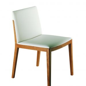Krzesła Beatrice. Fot. MDesign 