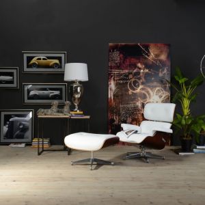 Fotel "Lounge" Almi Decor inspirowany sławnym modelem projektu Charles&Ray Eames. Fot. Almi Decor