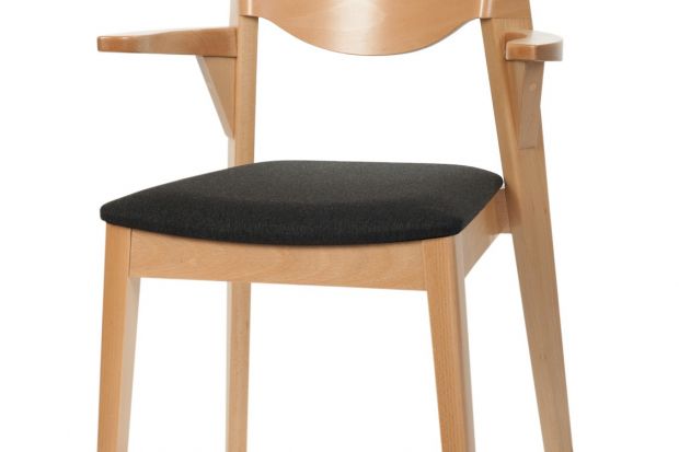Proste, ale szalenie wygodne krzesło "1319" oferuje wygodę siedzenia gł&oacute;wnie dzięki miękkiemu, tapicerowanemu siedzisku i wyprofilowanemu oparciu.