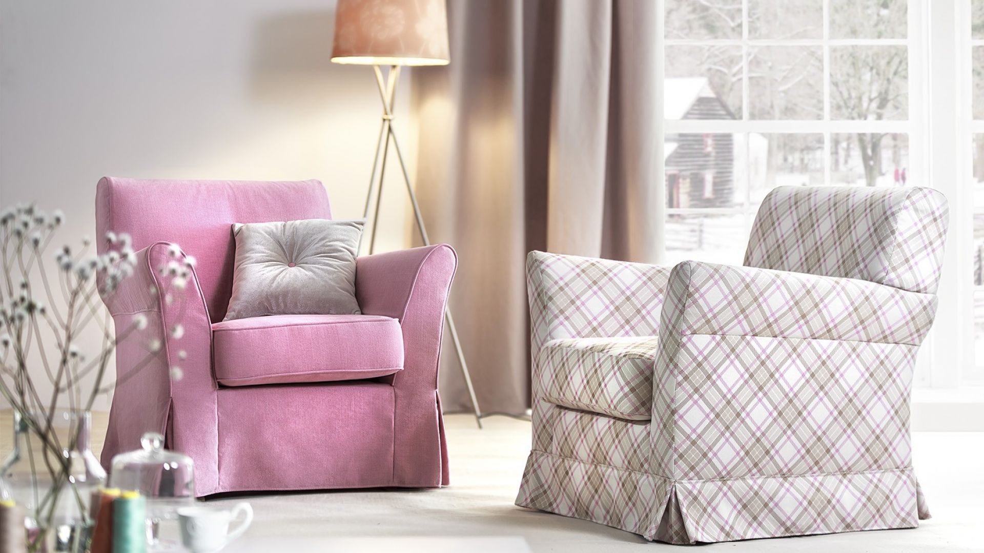 Jak urządzić przytulny salon? Obejrzyj sofy i fotele w stylu cottage!