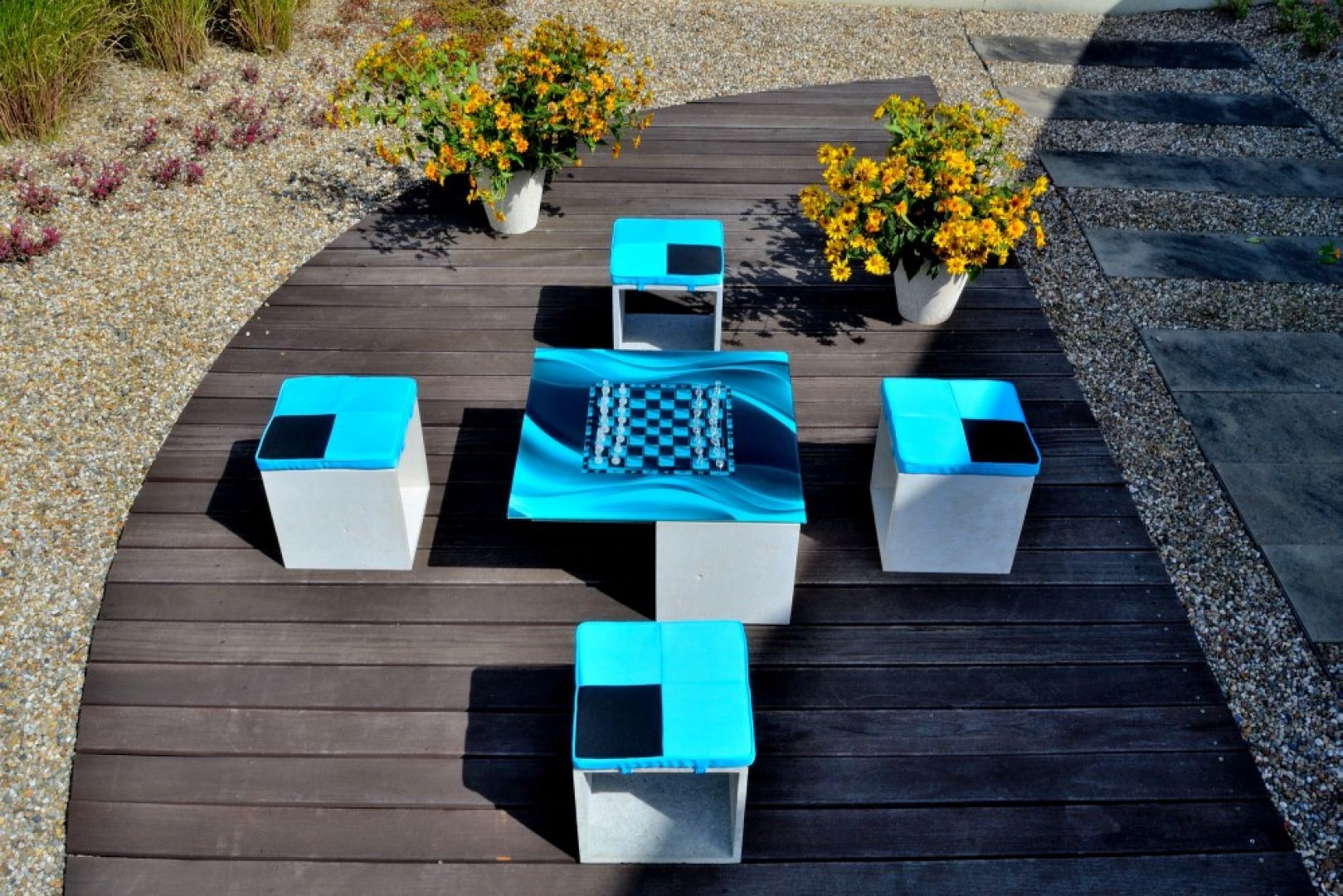 Modułowe meble betonowe marki Harena, stolik i siedziska
Fot. Archiwum