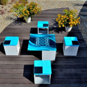 Modułowe meble betonowe marki Harena, stolik i siedziska
Fot. Archiwum
