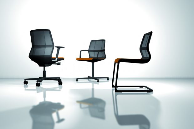 &bdquo;Dynamiczne siedzenie&rdquo; to najważniejszy priorytet w projektowaniu nowoczesnych krzeseł i foteli biurowych. Obecnie normą jest wyposażanie krzeseł i foteli biurowych w r&oacute;żnorodne funkcje regulujące nie tylko komfort si
