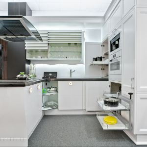 Nowy Salon Peka z showroomem, w którym zaprezentowane są rozwiązania kuchenne kilku marek. Fot. Gmphotostugio