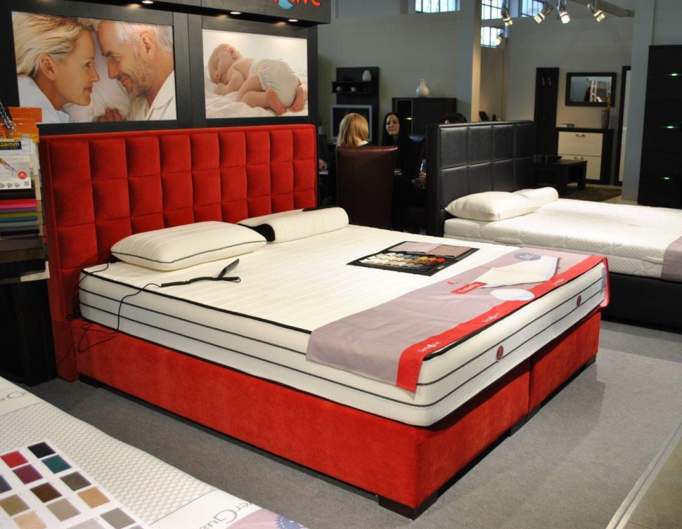 Łóżka z materacami marki Senactive. Fot. Archiwum