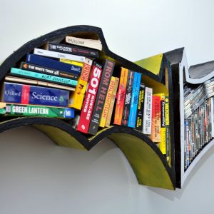 Batman-Bookshelf
Fot. Fiction Furniture