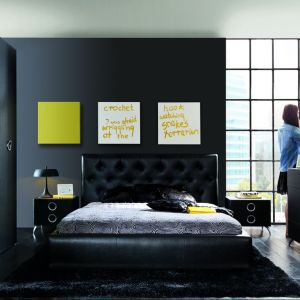 Łóżko tapicerowane Roksana to stylowa propozycja do sypialni zarówno męskiej jak i kobiecej. Fot. Black Red White