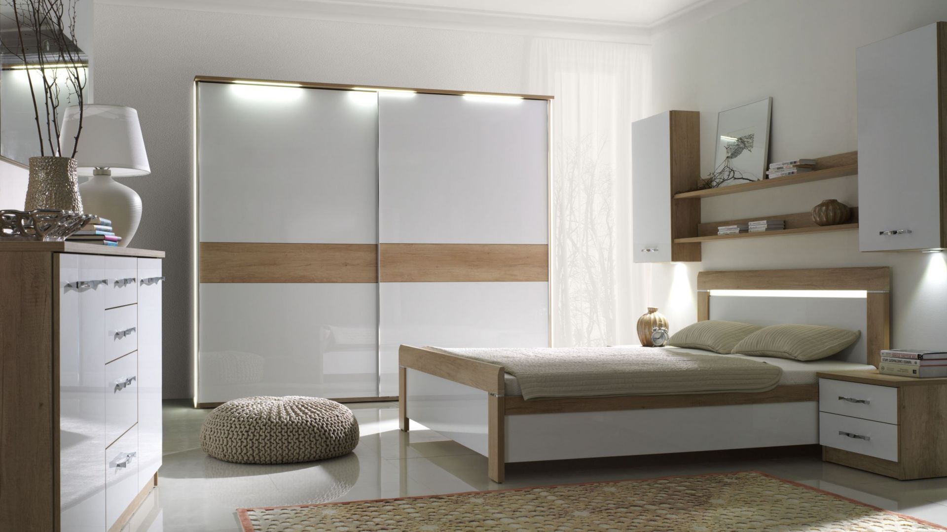 Sypialnia pełna światła - 15 propozycji łóżek w jasnych barwach 