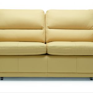 Sofa "Bono" marki Gala Collezione to miękki model, który sprawdzi się w małych mieszkaniach. Cena: od 1.894 zł.  Fot. Gala Collezione