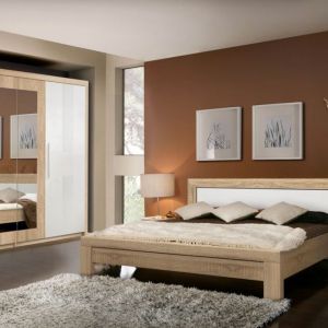 Sypialnia Julietta marki Forte to imitacja usłojenia i struktury naturalnego drewna w kolorze Dąb Sonoma. Fot. Forte