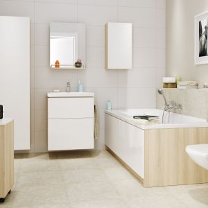 Linia "Smart" marki Cersanic. Połączenie drewna z kolorem białym sprawdza się w łazience znakomicie.  Fot. Cersanit 
