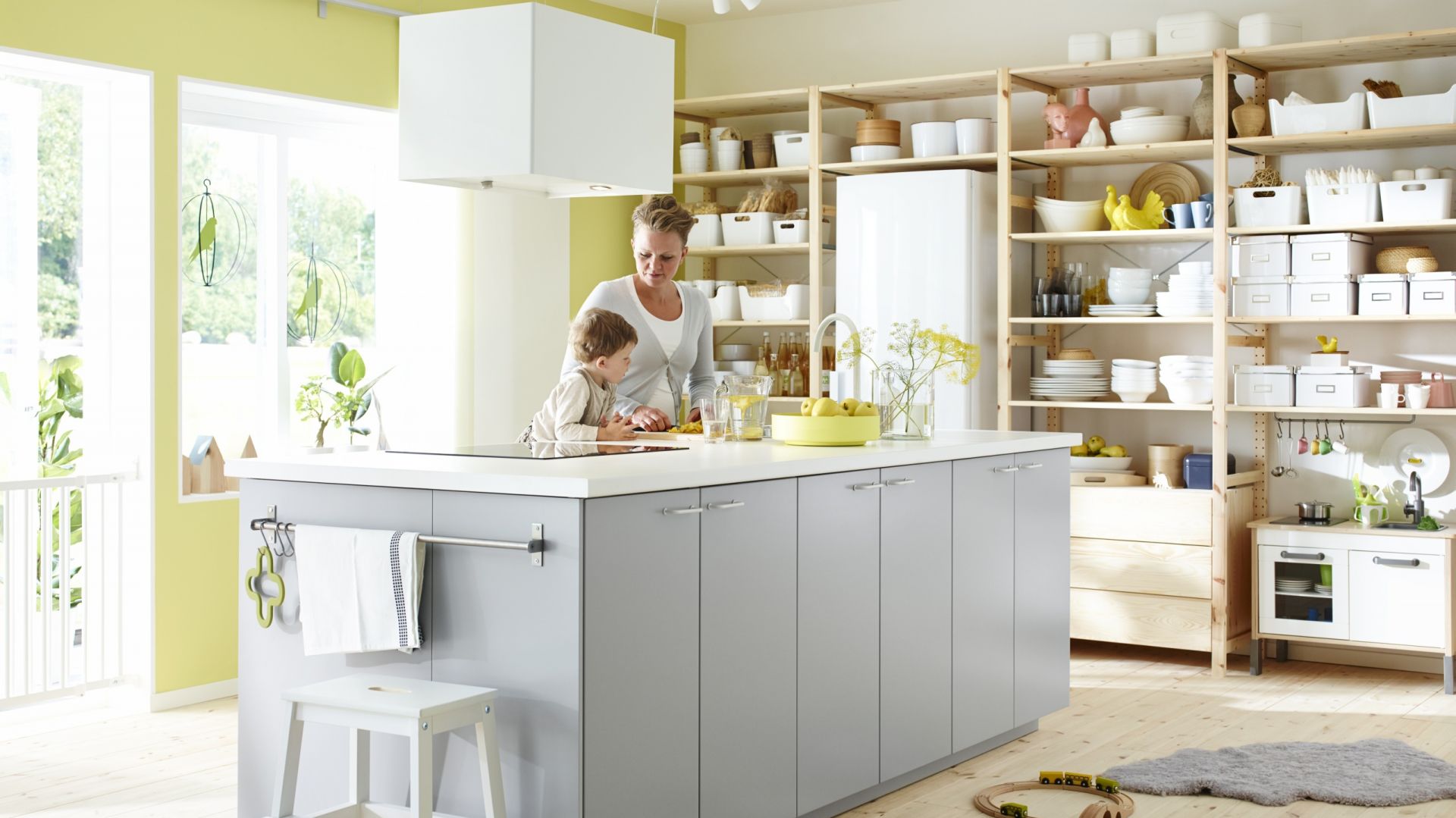 Kuchnia Metod. Za najprostszy zestaw trzeba będzie zapłacić 1.199 zł. Najdroższe są zestawy Metod Hyttan i Luxarby - 1.909 zł. Fot. IKEA