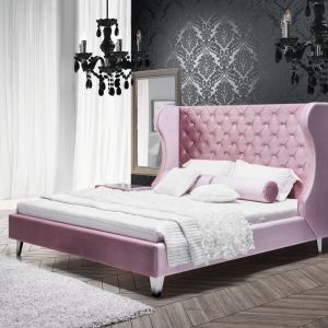 Sypialnia Glamour wyróżnia się dość odważną, ale jakże elegancką kolorystyką. Świetnie sprawdzi się we wnętrzu kobiecej sypialni. Fot. Stolwit 