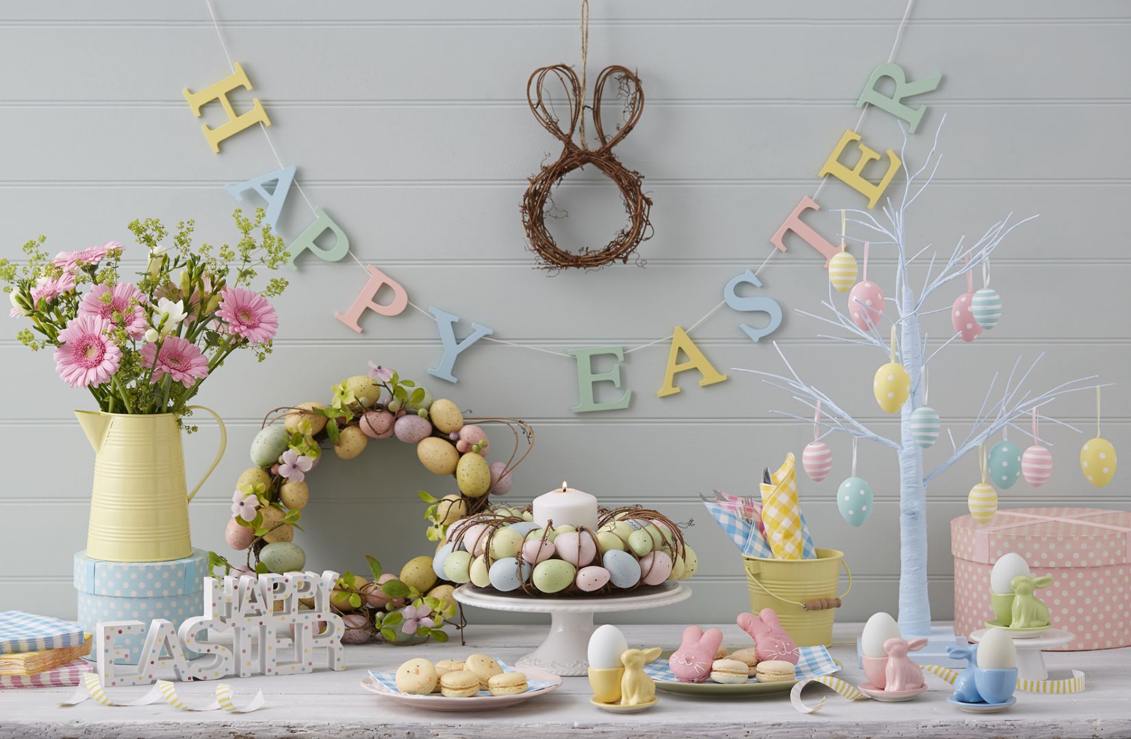 Bawmy się ozdobami w dowolny sposób, a dekoracja stołu na Wielkanoc niech sprawi nam wiele radości. Fot. Kahla 