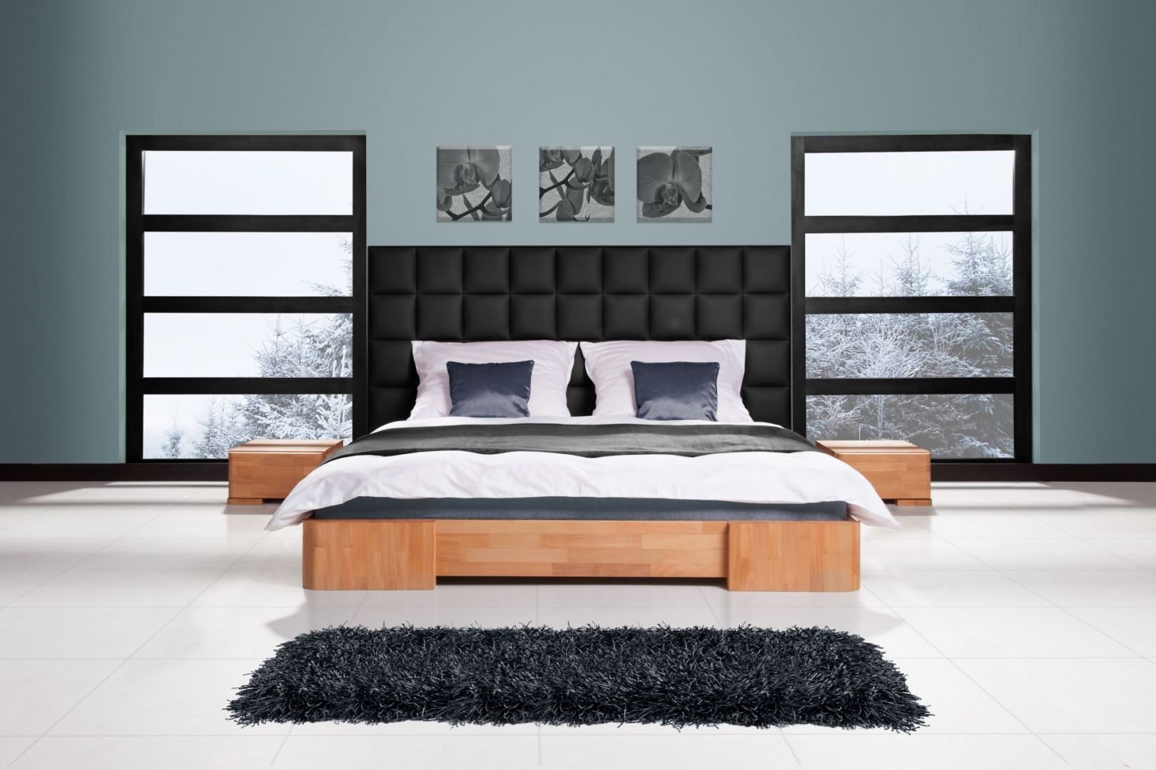 Bukowe łóżko Bit z panelem ściennym to ciekawa propozycja do sypialni. Fot. Beds.pl