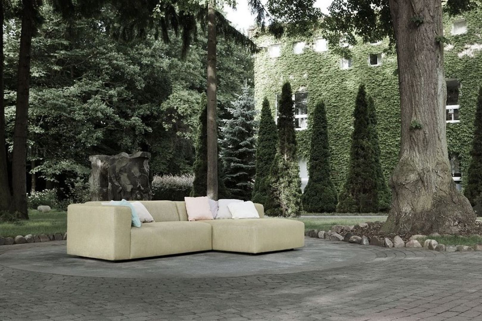 Sofa Milano pokryta naturalnym lnem jest przyjemna w dotyku. Fot. Sits