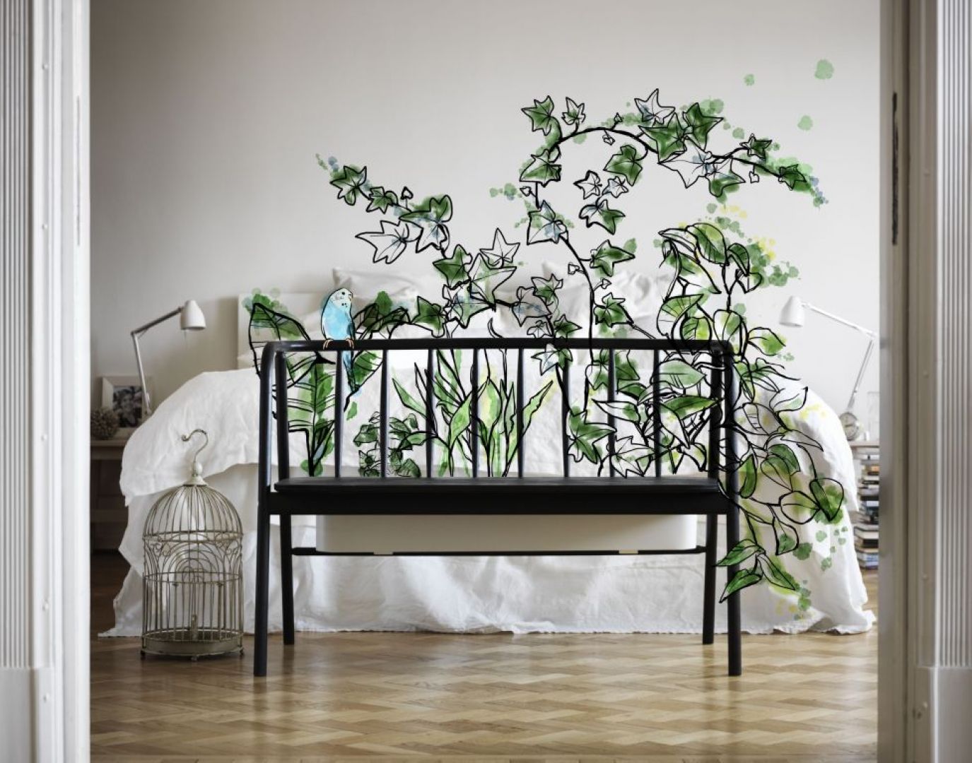 Ławka z donicą pozwoli na wypoczynek wśród zieleni. Fot. IKEA