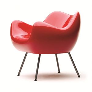Fotel RM58 ma designerską formę. Fot. Vzór