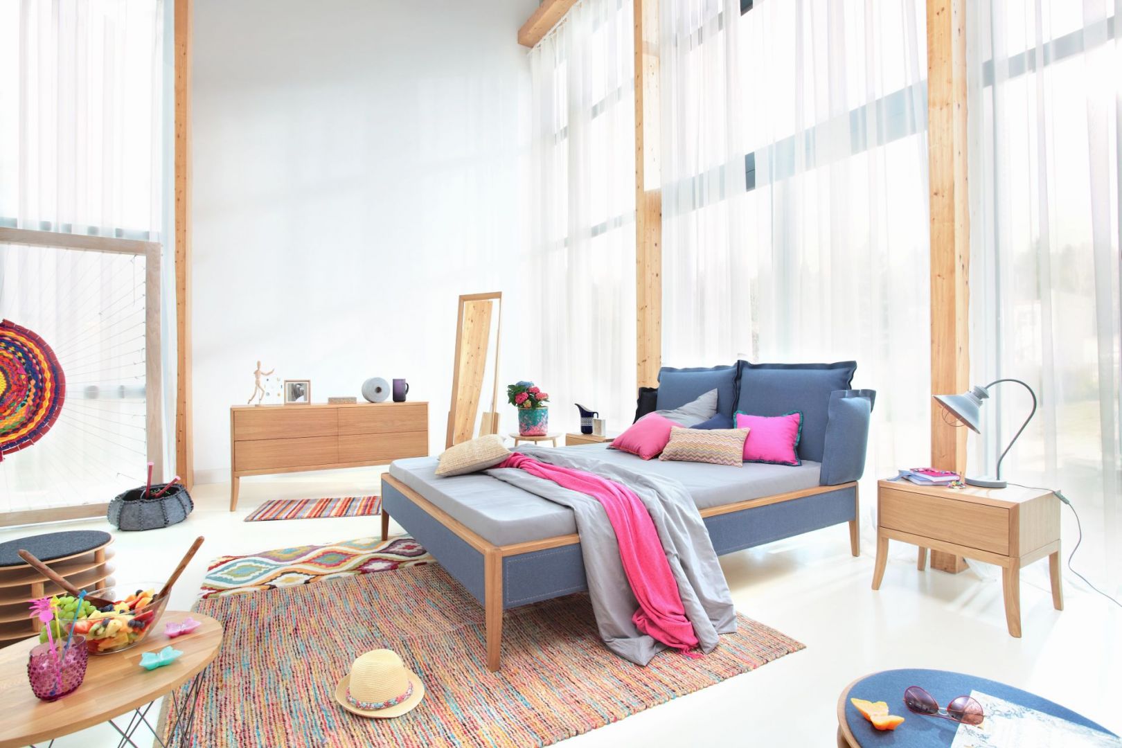 Łóżko Skey Luxury oprócz nowoczesnej stylistyki, ma również ciekawe kolory tapicerki. Fot. Swarzędz Home
