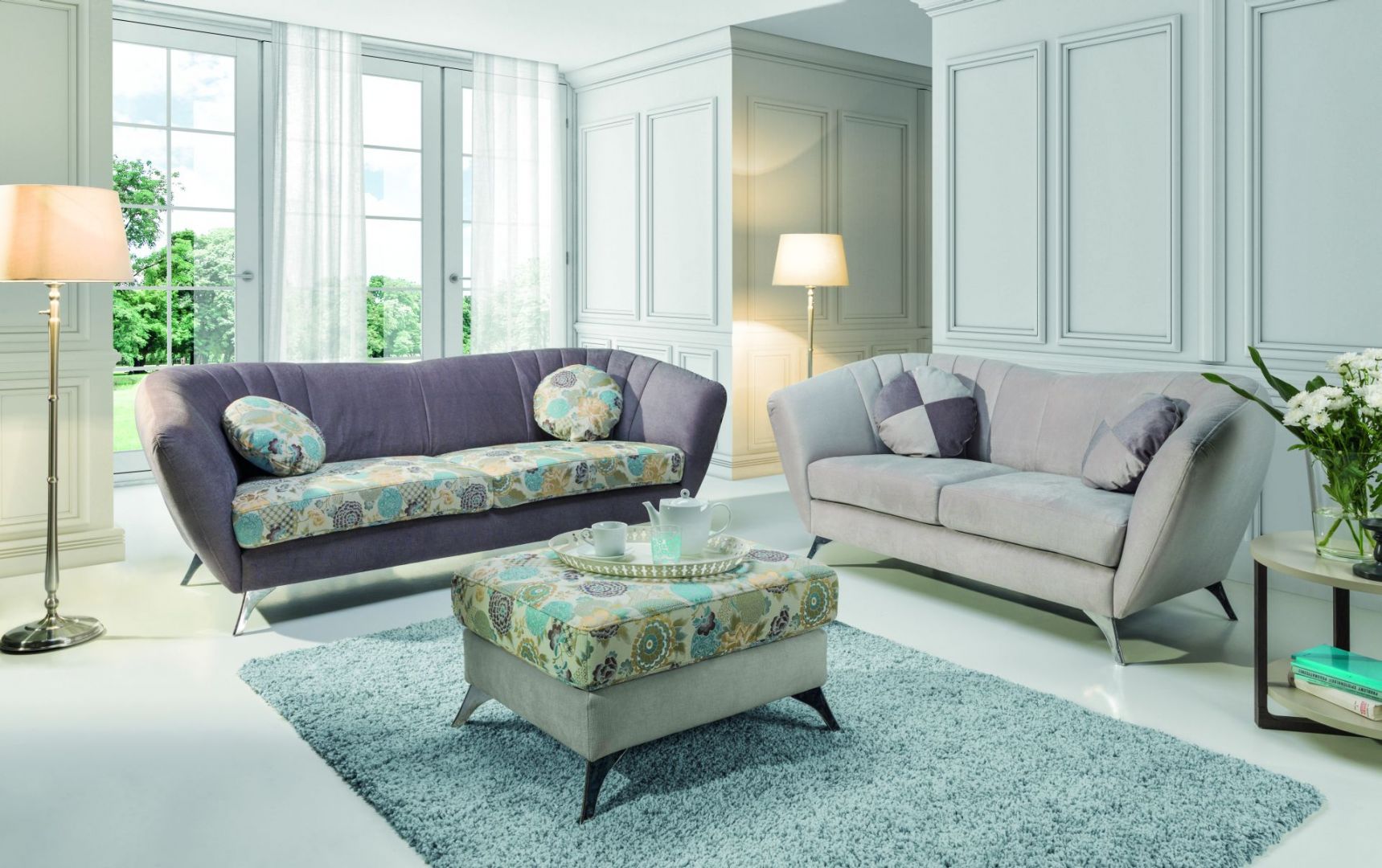 Vittorio to zestaw eleganckich sof, które tworzą ze sobą harmonijną całość. Meble idealne do salonu - klasyczne, zarazem stylowe. Fot. Stagra 