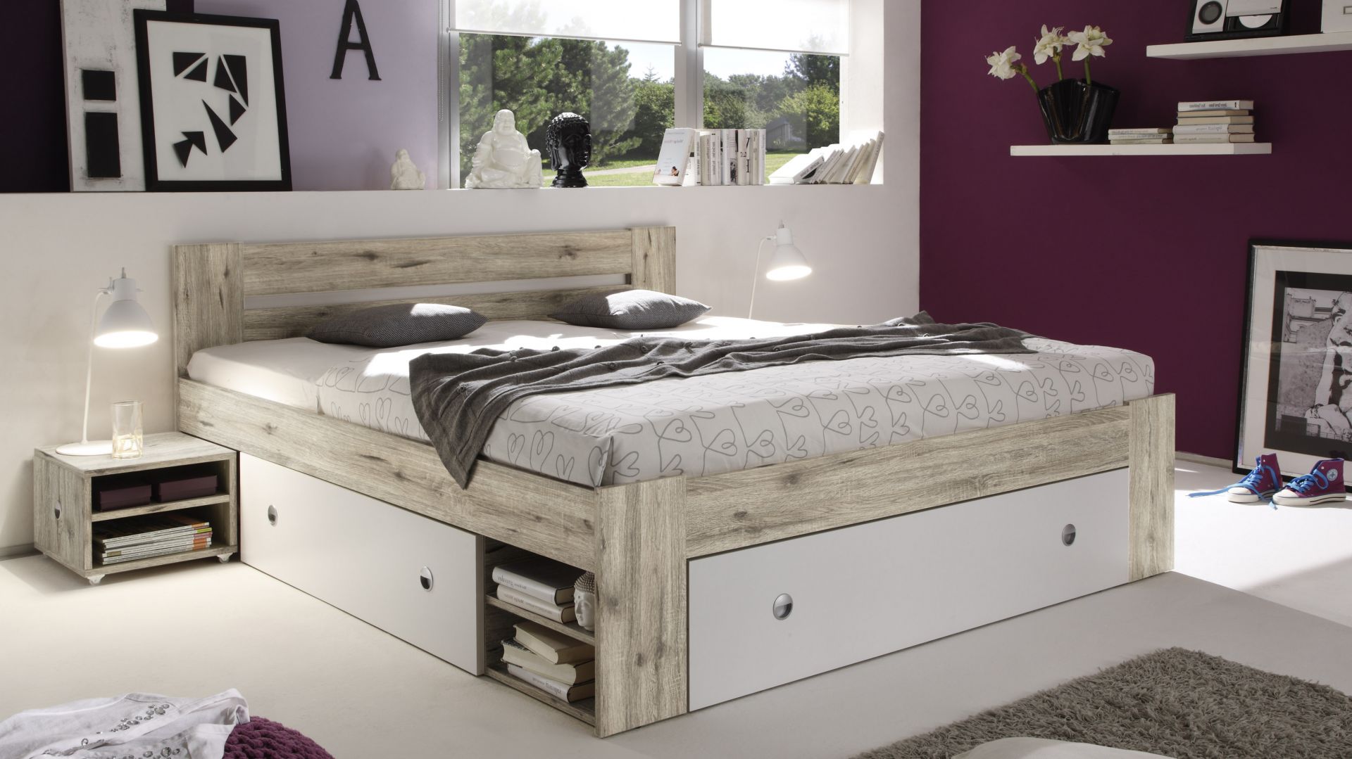 Łóżko w sypialni. 5 funkcjonalnych modeli
