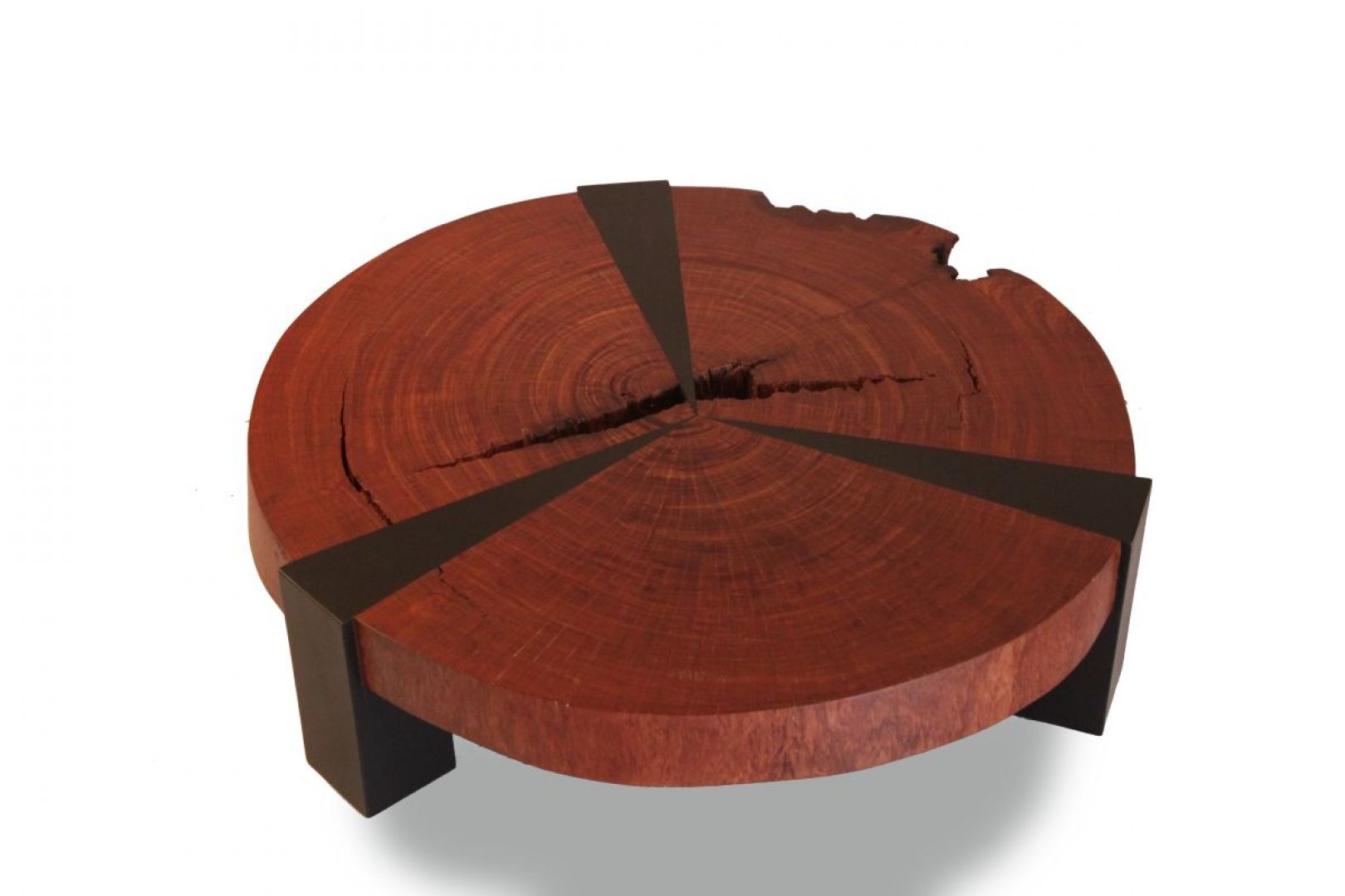 Stolik kawowy amerykańskiej firmy Rotsen Furniture. Fot. Rotsen Furniture