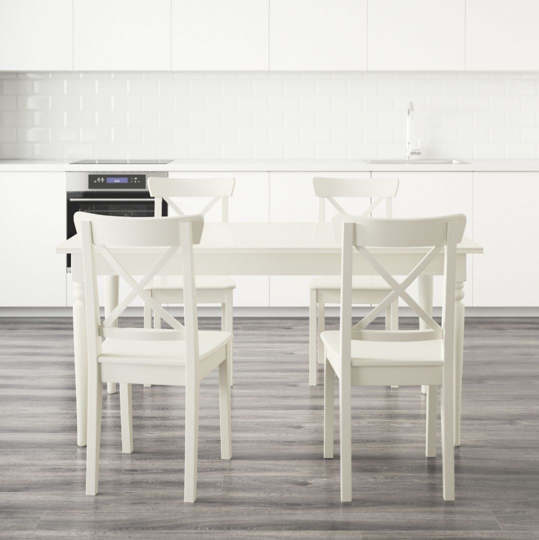 Ingatorp - biały stół w stylu rustykalnym. Fot. IKEA