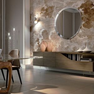 Lite drewno i szkło Murano to materiały, które mogą stworzyć styl glamour. Fot. Reflex