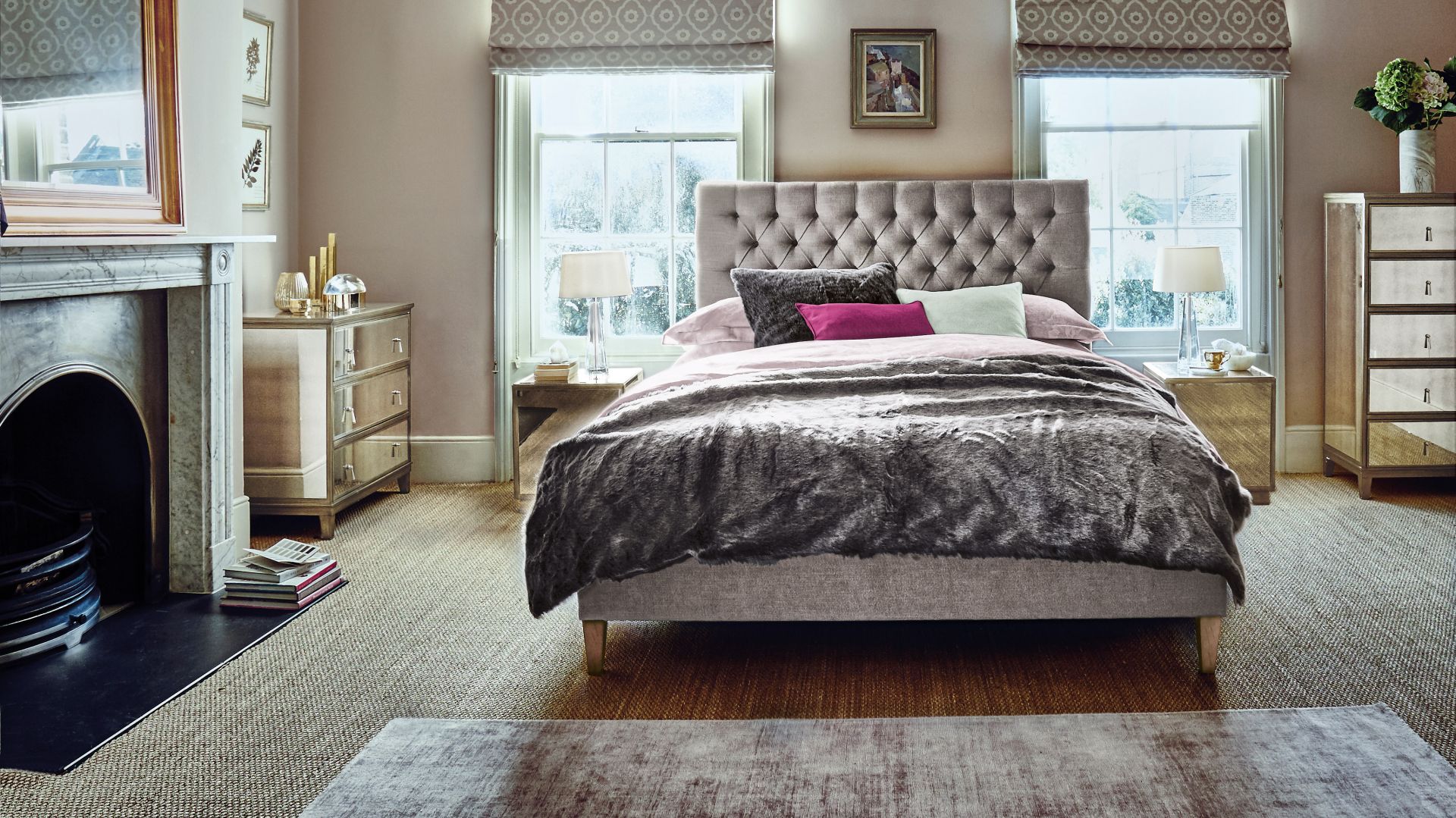 10 pomysłów na sypialnię w stylu glamour