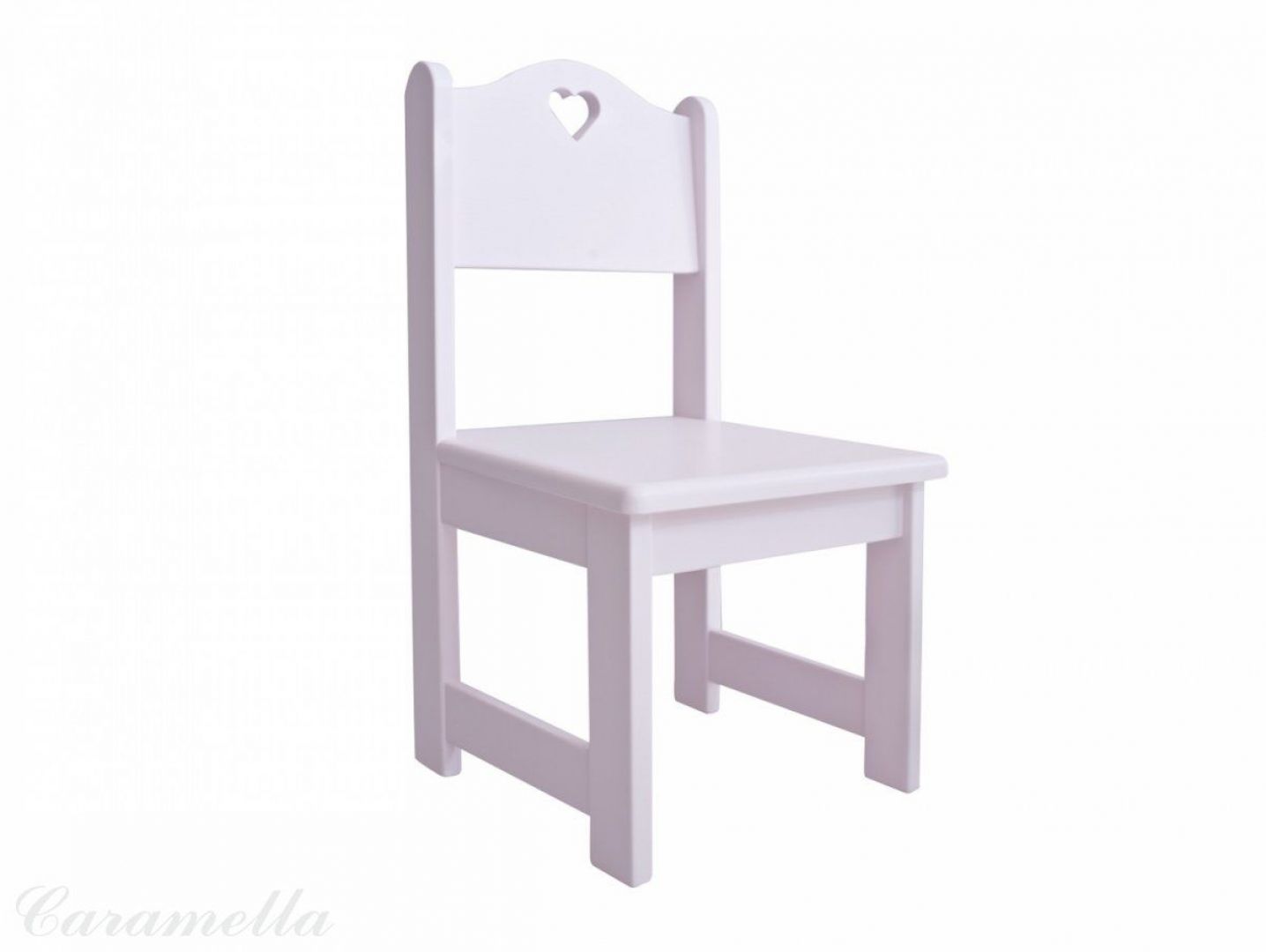 Pudrowe krzesełko z serduszkiem z oferty firmy Caramella. Fot. Caramella