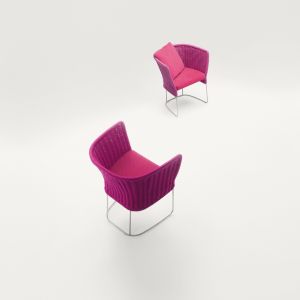 Krzesło Ami. Projekt Paola Lenti. Fot. Rooms