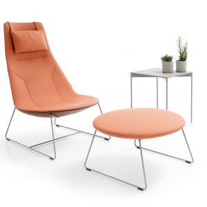 Fotele z kolekcji "Chic Lounge" firmy Profim. Projekt: Christophe Pillet. Fot. Profim 