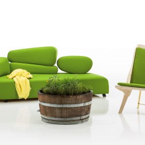 Sofa "Mosspink" firmy Bruhl. Fot. Bruhl