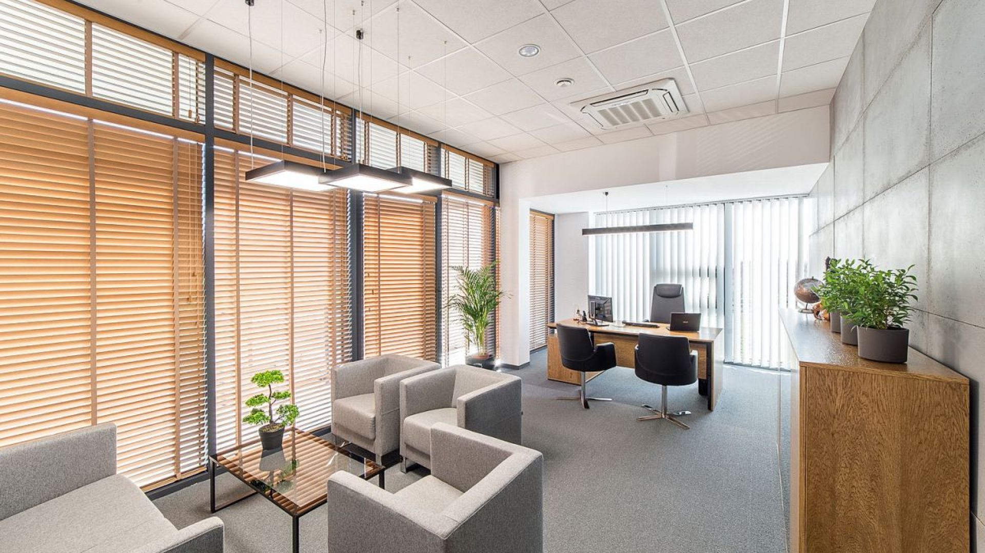 Funkcjonalność, design i... oświetlenie - zobacz realizację nowoczesnego biura