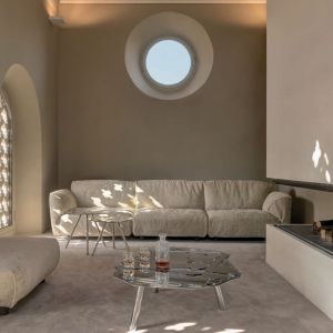 Sofa "Grande Soffice" marki Edra. Projekt: Francesco Binfarè. Fot. Edra