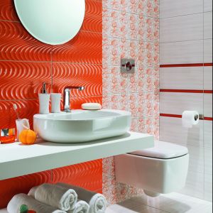 Tubądzin Wave to kolekcja płytek do łazienki w ciepłych, pogodnych odcieniach pomarańczy. Fot. Tubądzin