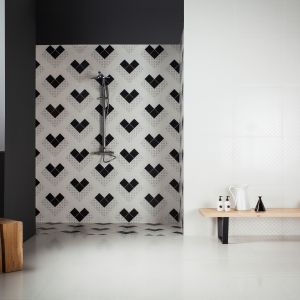 Czarno-biały duet i dekory inspirowane stylistyką kafli w nowoczesnej zgeometryzowanej formie. Kolekcja DecoDantan Atelier Tagina. Fot. Atelier Tagina