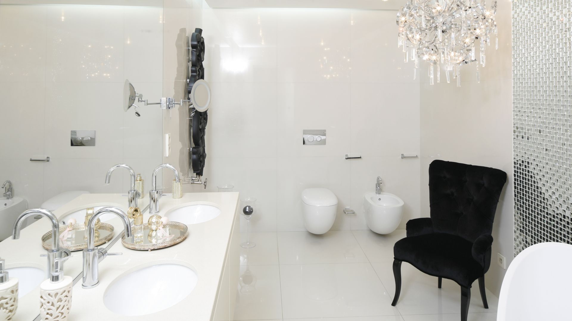 Piękna łazienka w bieli – zobacz gotowy projekt